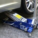 cric hydraulique voiture